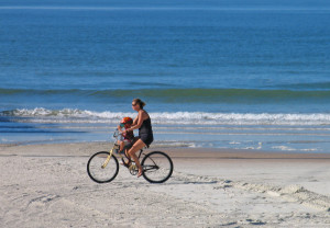 Radfahren am Strand